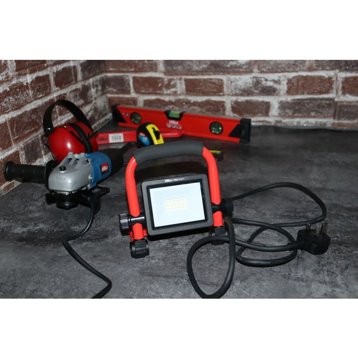 Hilka - 10W 1,050 Lumens LED Mains Powered Work Light