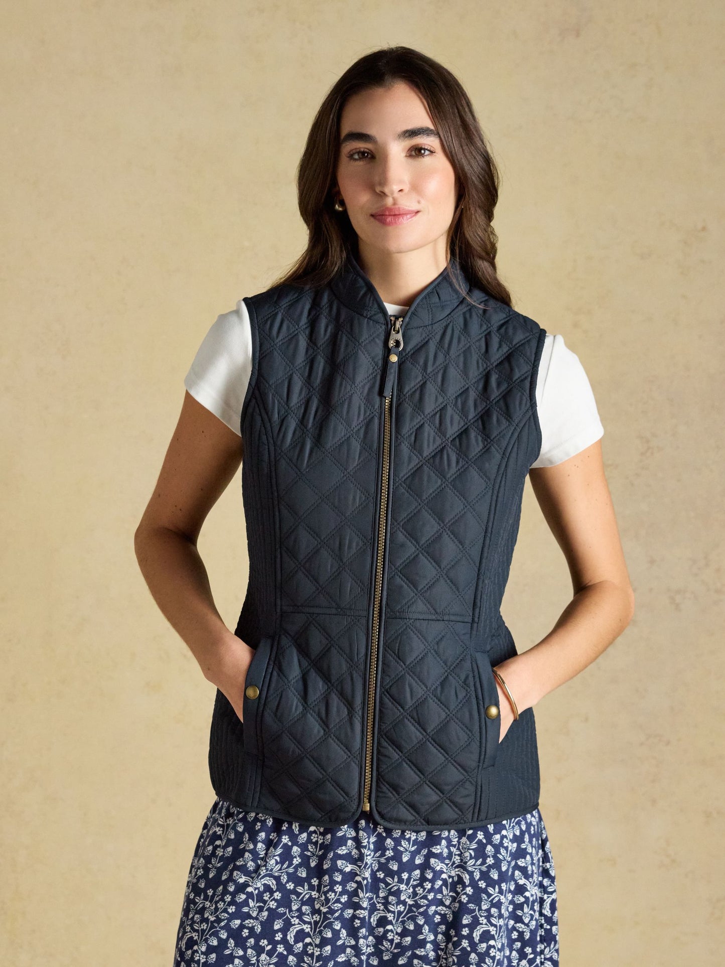 Joules Minx Showerproof Diamond Quilted Gilet