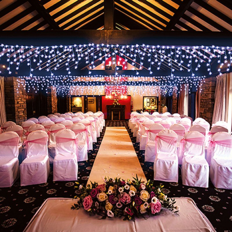 Premier 480 LED Snowing Icicles with Timer White