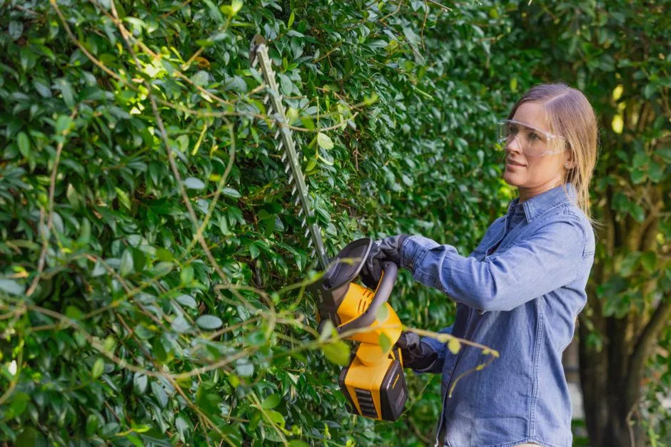 Stiga HT 300e Cordless Hedge Trimmer