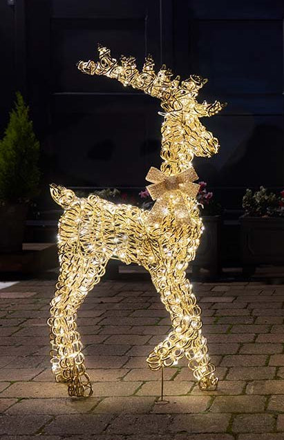 Smart Garden 90cm Titan Gold Stag low voltage LED light ornament with gold finish