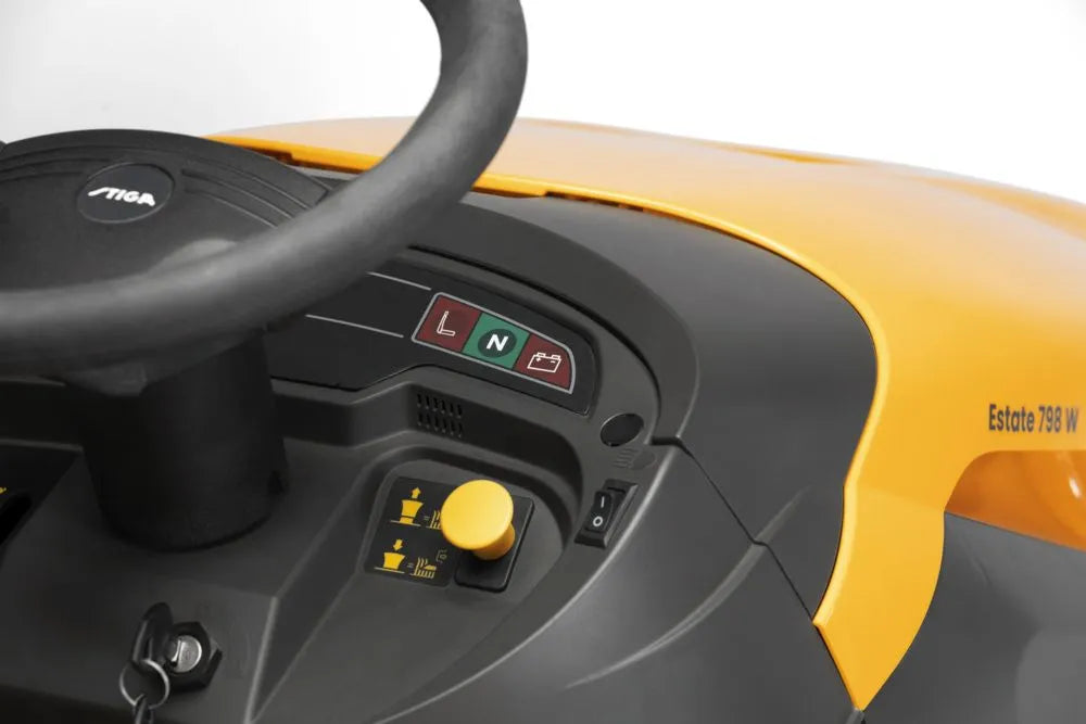 STIGA Estate 798 W Petrol Lawn Tractor