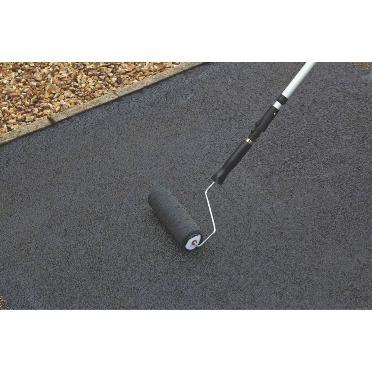 Thompson's Drive Seal 5L tin for black tarmac driveway restoration