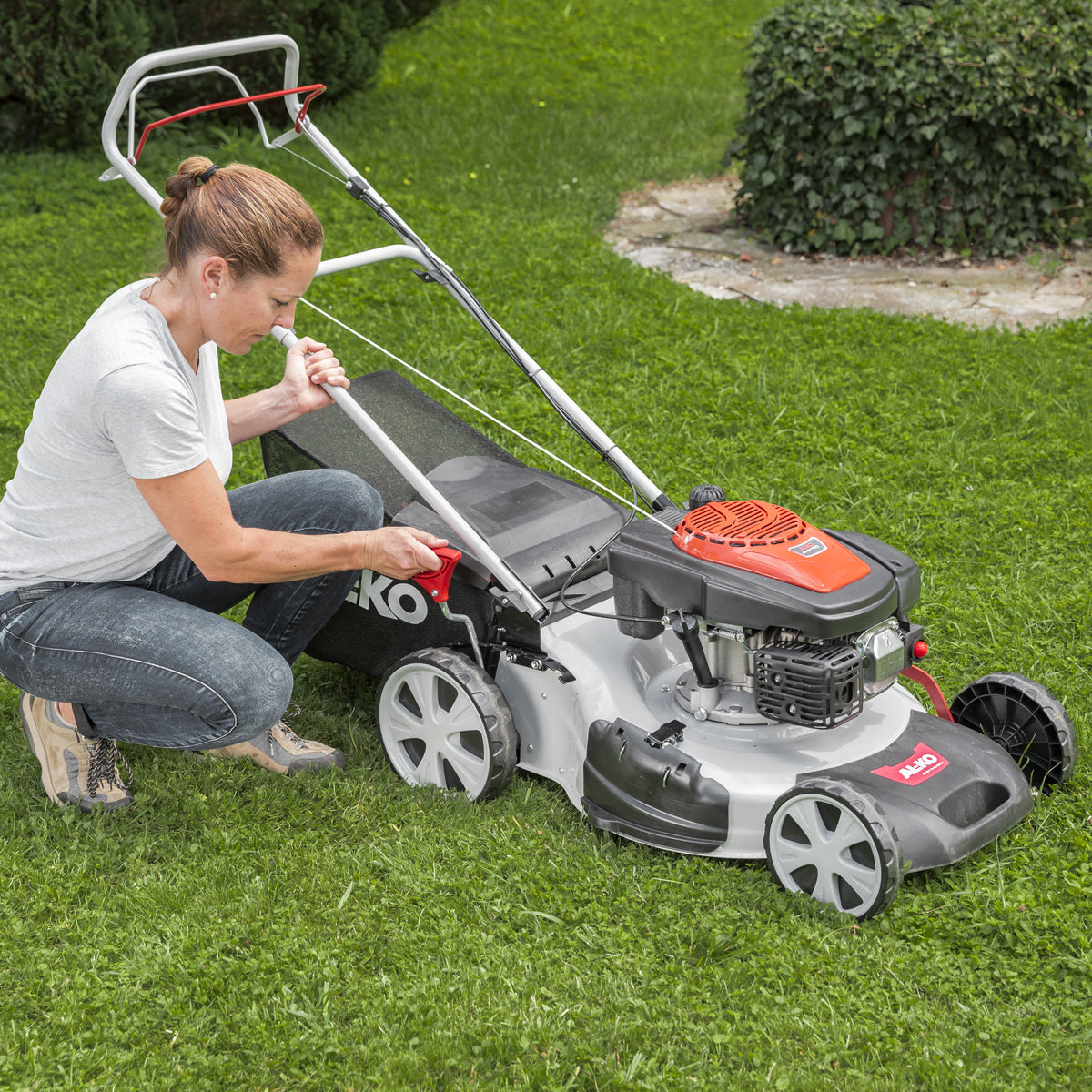 AL-KO EASY 5.10 SP-S Self Propelled Petrol Lawnmower