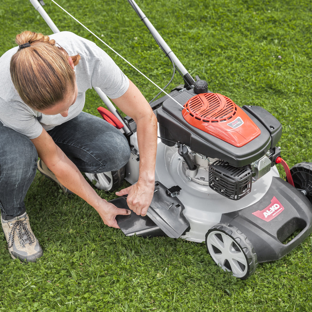 AL-KO EASY SP-S Self Propelled Petrol Lawnmower