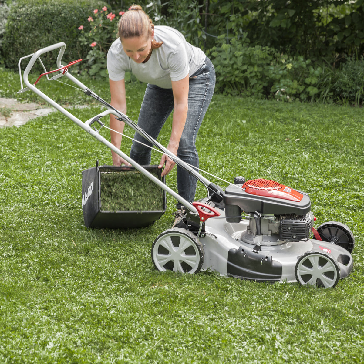 AL-KO EASY 5.10 SP-S Self Propelled Petrol Lawnmower