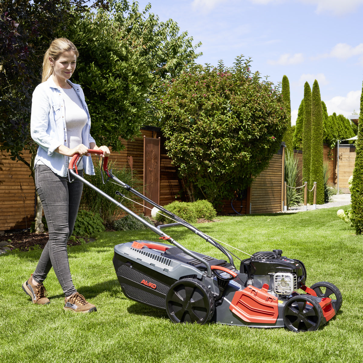 AL-KO Comfort 46.0 SP-B Self Propelled Petrol Lawn Mower