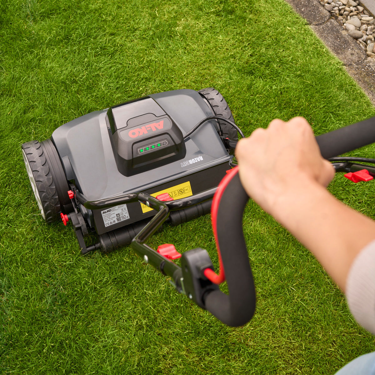 AL-KO Comfort Razor Cut 38.6 Li HM Cordless Cylinder Mower 38cm