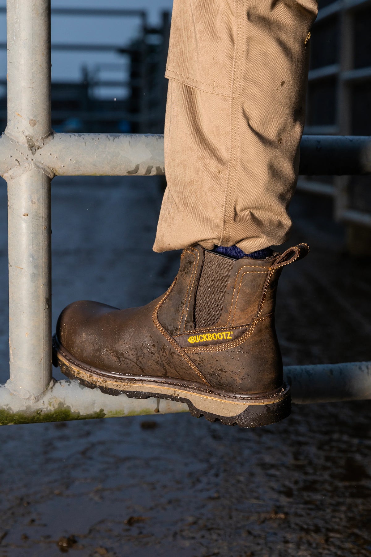 BuckBootz B1180 Buckflex Waterproof Safety Dealer Boot
