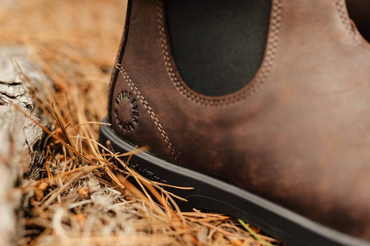 Blundstone 2647 Classics Retread Chelsea Boots