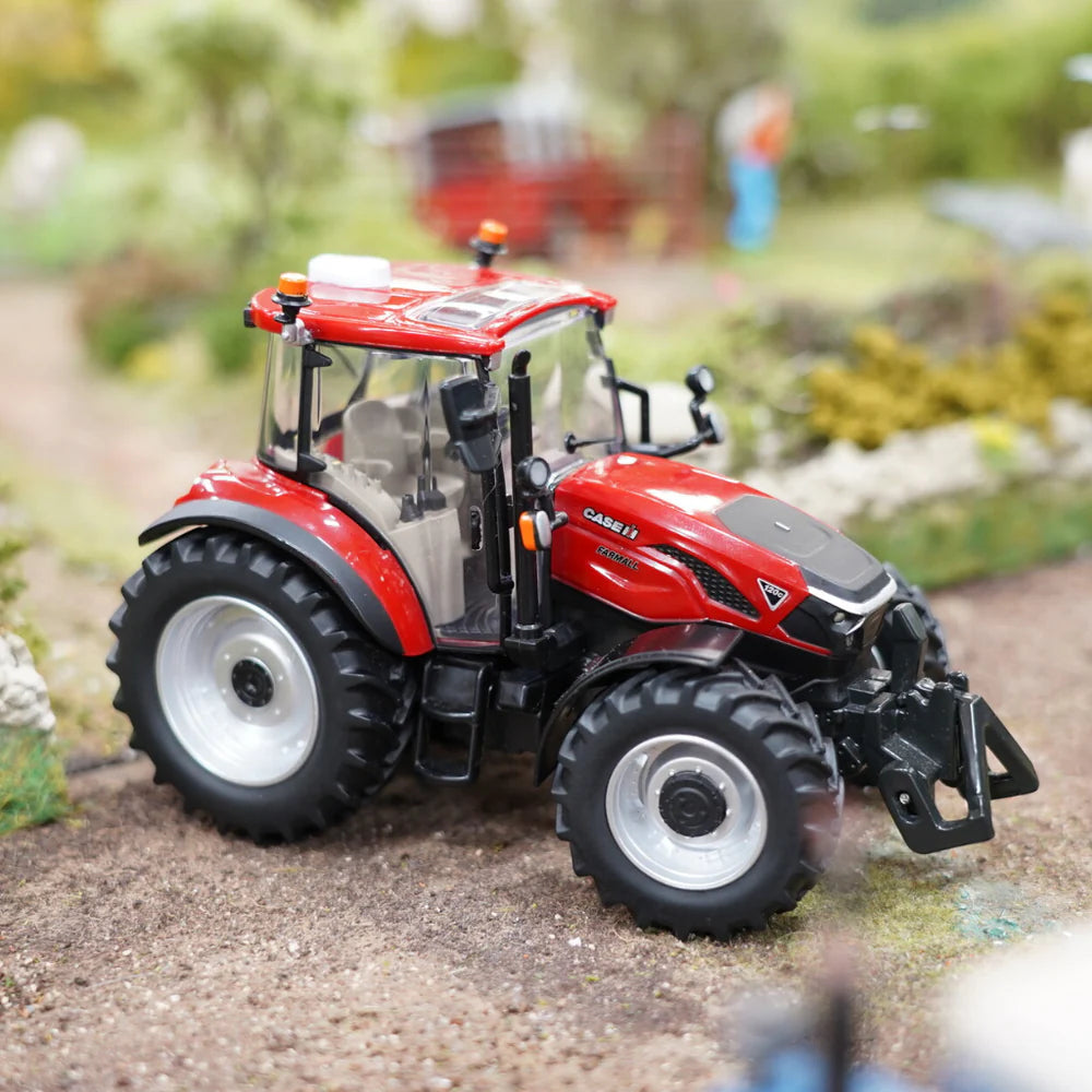 Britains CaseIH Farmall 120C