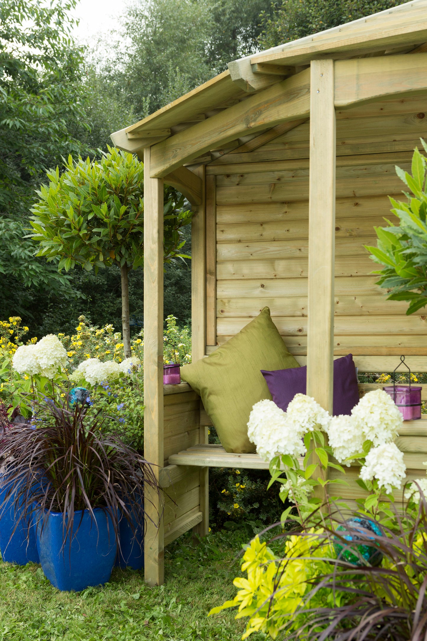 Forest Garden Venetian Corner Arbour