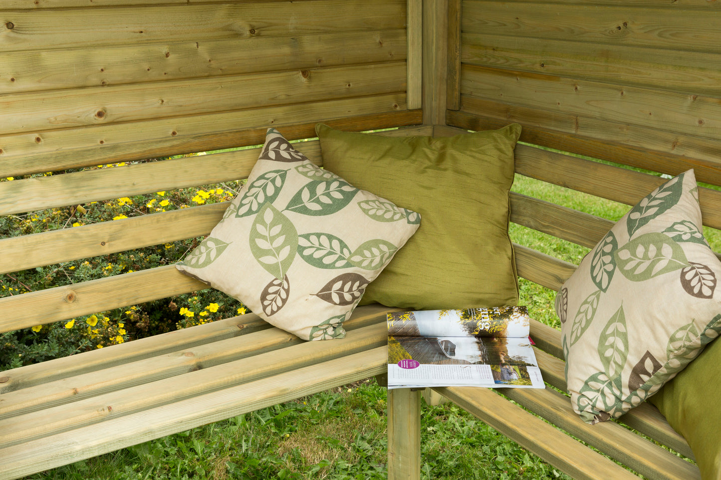 Forest Garden Venetian Corner Arbour