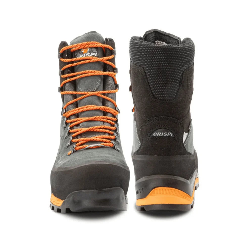 CRISPI Forst KL3 GTX Class 3 waterproof leather chainsaw boots with protective rubber rand and Vibram sole