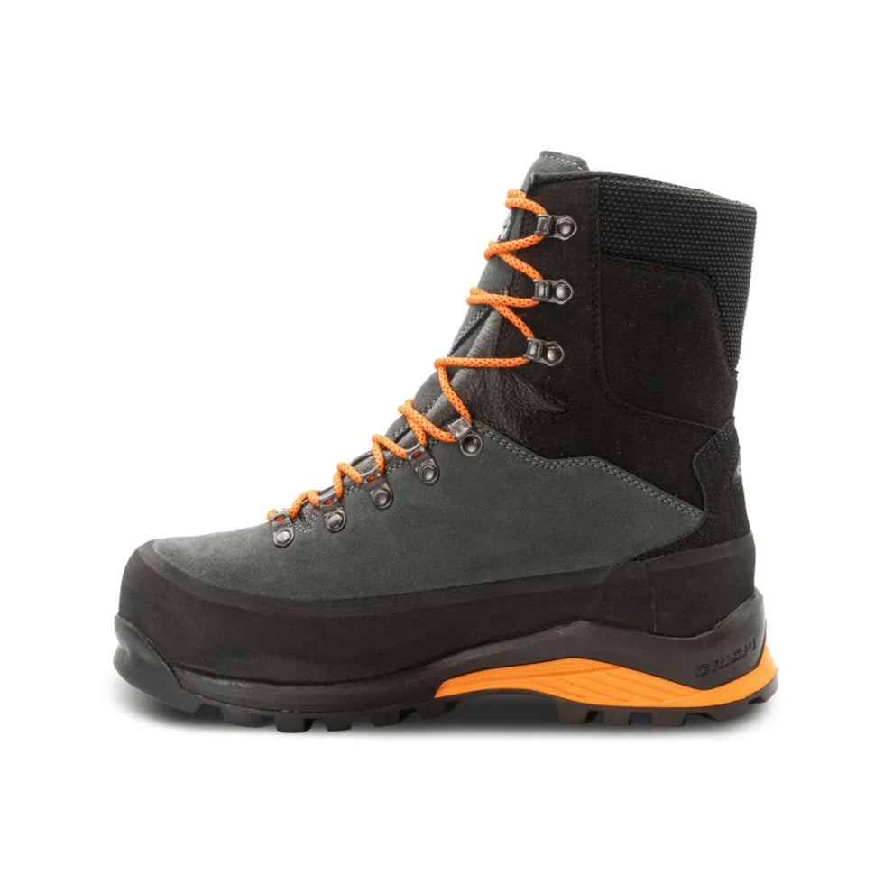CRISPI Forst KL3 GTX Class 3 waterproof leather chainsaw boots with protective rubber rand and Vibram sole