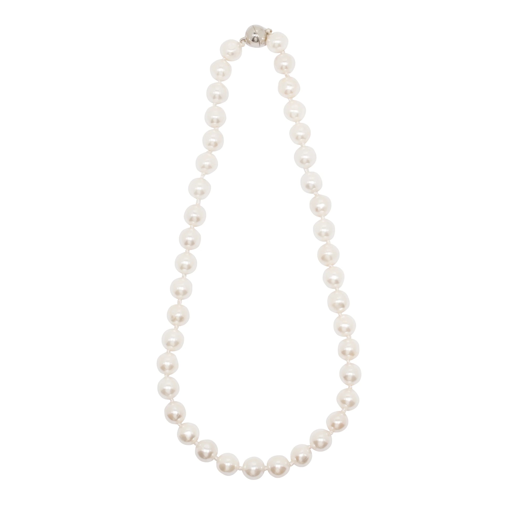D&X Audrey Mother of Pearl Short Magnetic Necklace