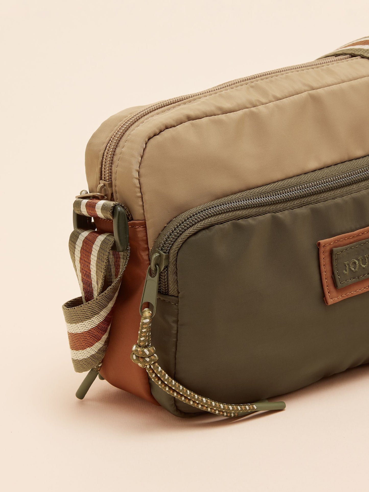 Joules Marlow Nylon Cross Body Bag