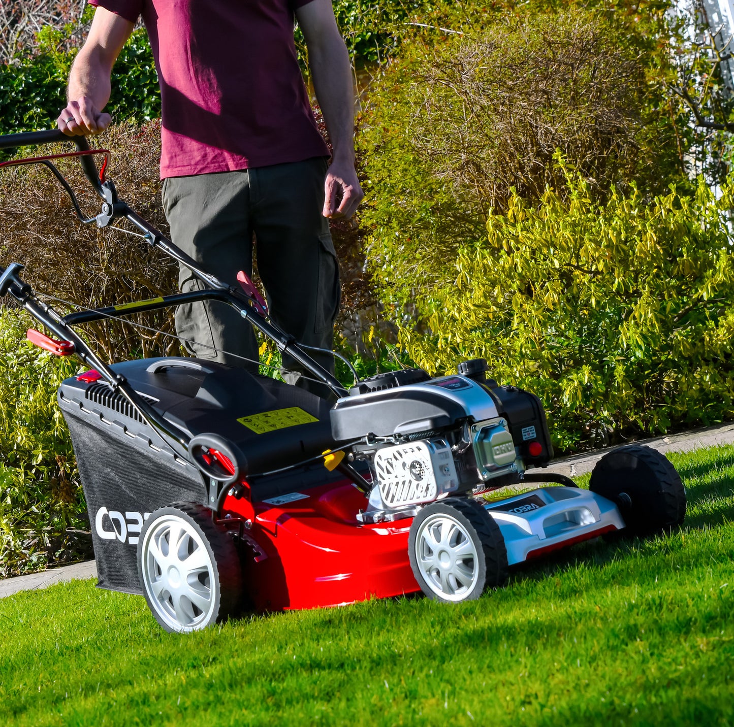 Cobra M46SPCVX Self Propelled Petrol Lawn Mower 18"