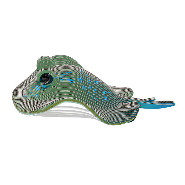 EUGY Stingray 3D Card Model Kit