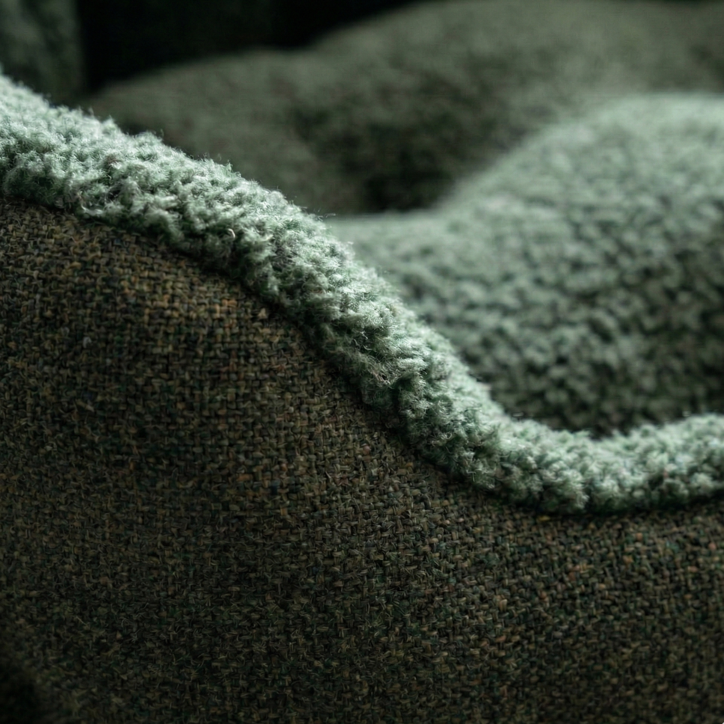 Earthbound Dog Bed Dark Green Tweed