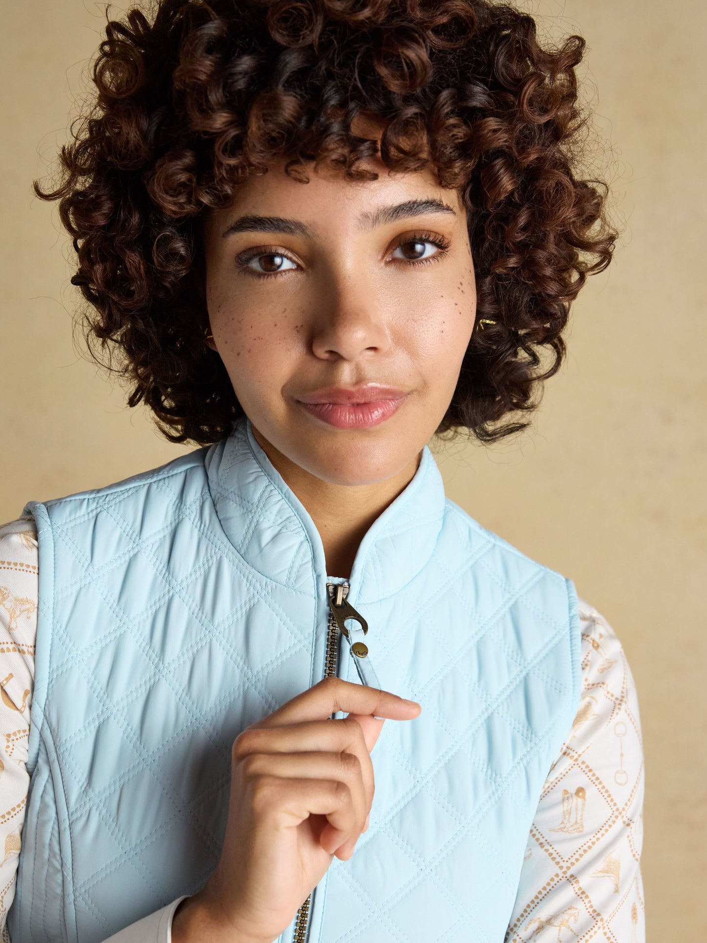 Joules Minx Showerproof Diamond Quilted Gilet