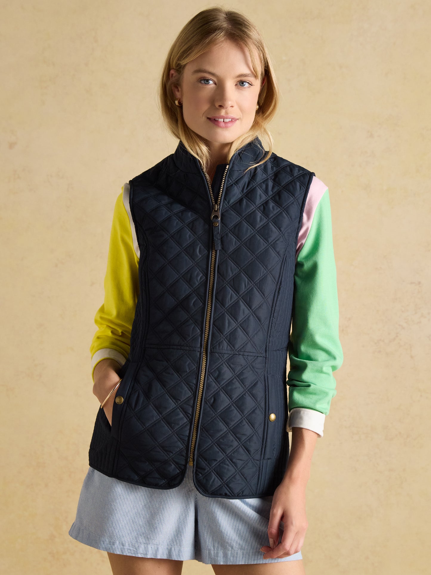 Joules Minx Showerproof Diamond Quilted Gilet