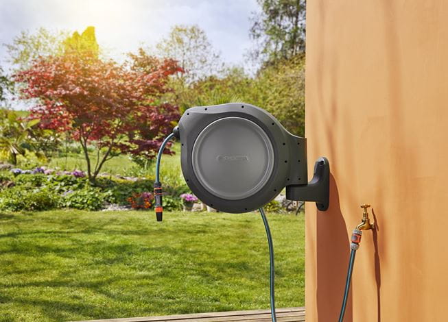 Gardena Wall-Mounted Hose Box RollUp 30m