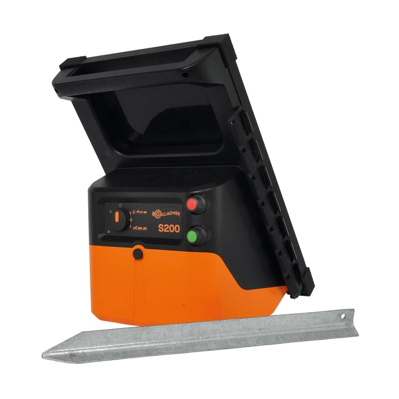 Gallagher S200 Solar Energiser with 2 Batteries (2.0J - Solar)