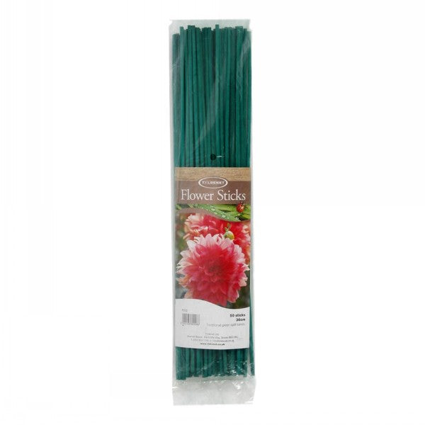 Support growing plants and vegetables with Growers Choice 61cm (24") bamboo flower sticks. Traditional green split canes supplied in a pack of 20.