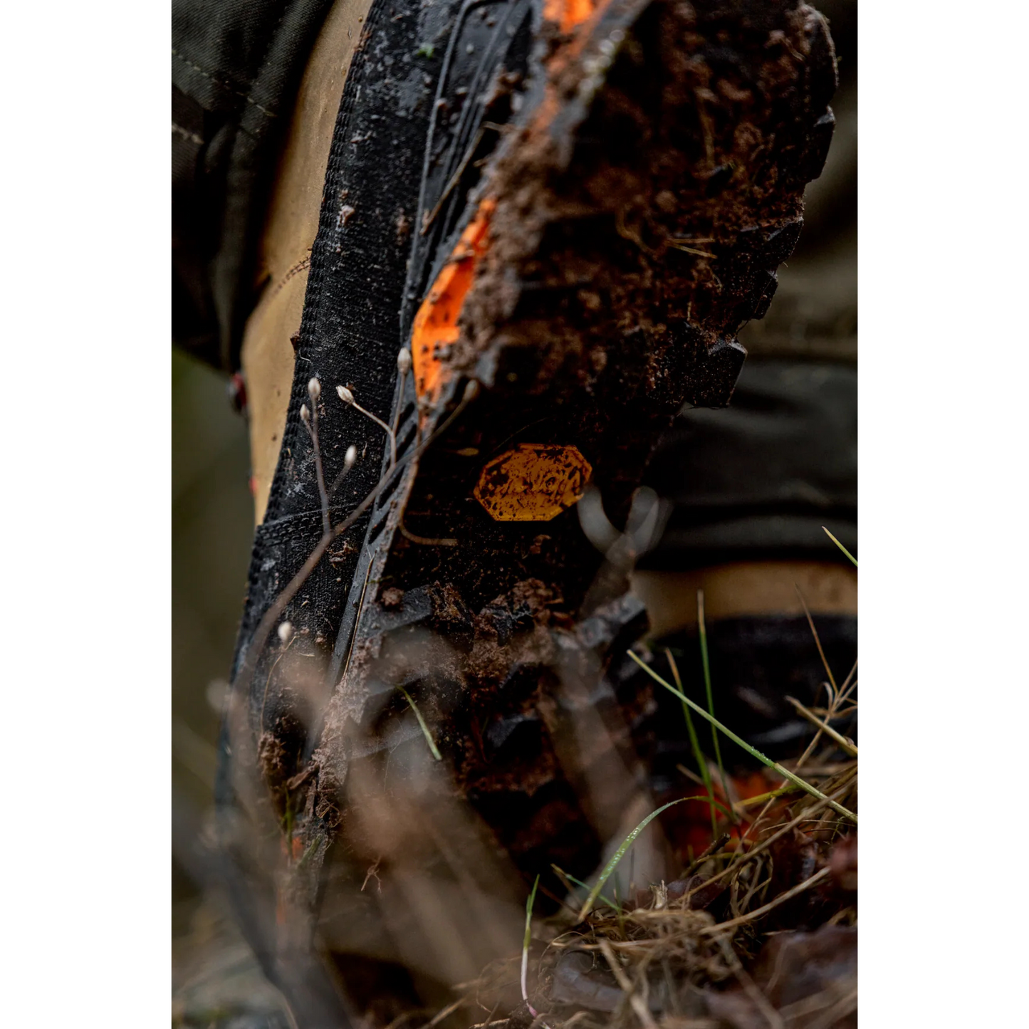 Härkila Saxnas GTX Orange Boot