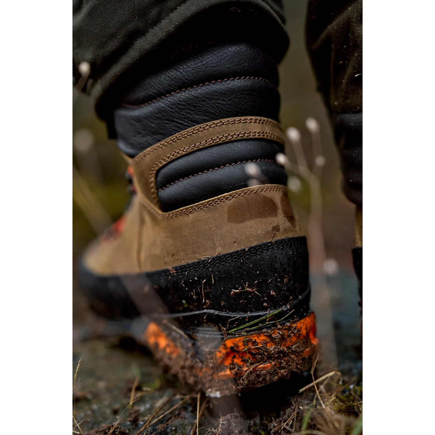 Härkila Saxnas GTX Orange Boot