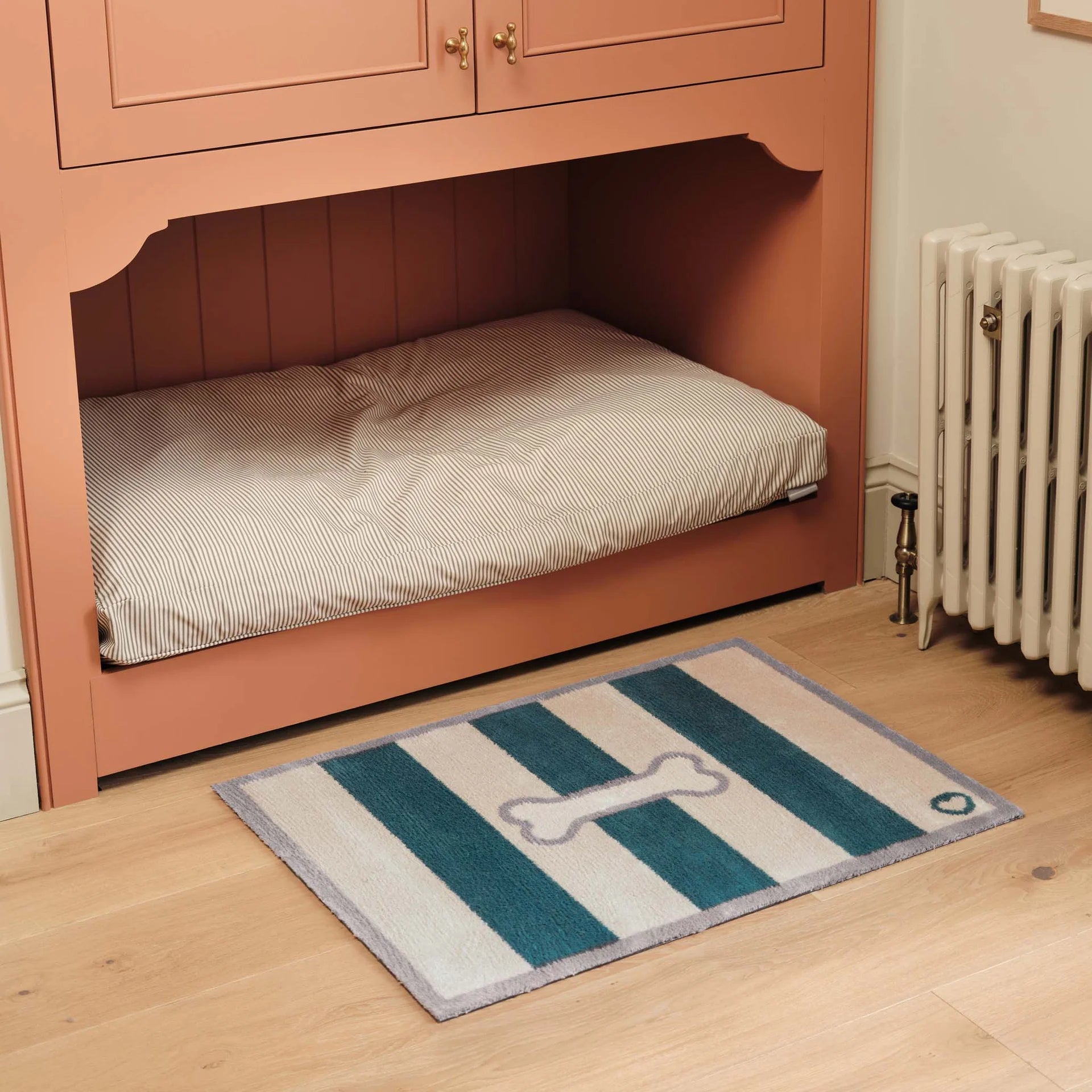 Hug Rug Bone Stripe Washable Doormat