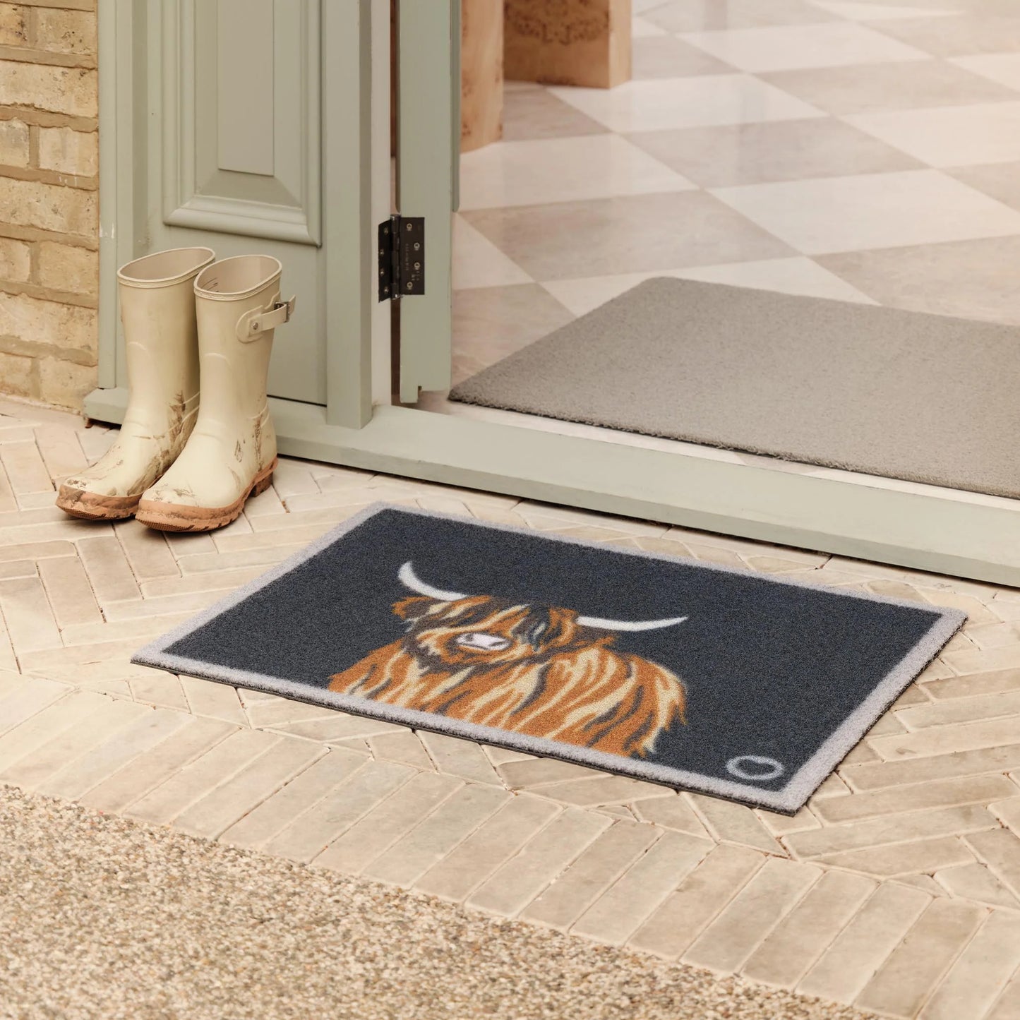 Hug Rug Highland Cow Outdoor Doormat