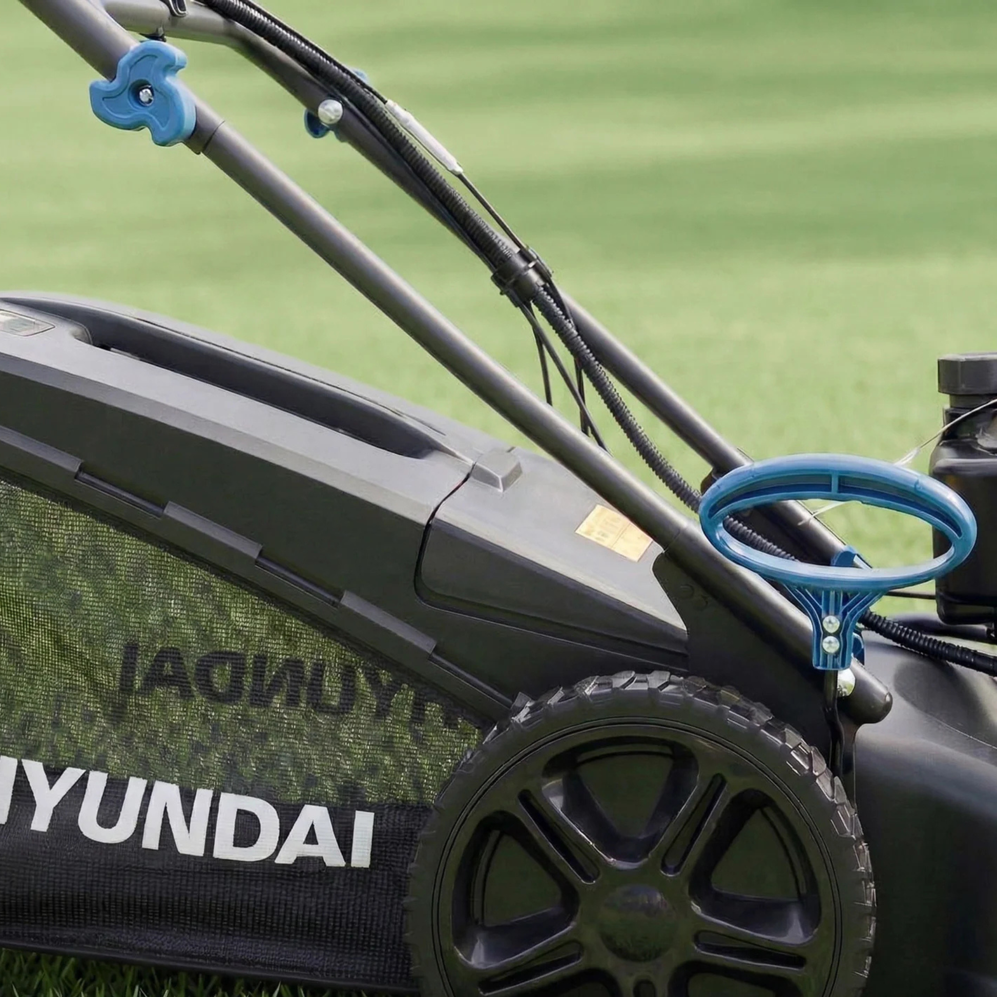 Hyundai HYM20200SPEX Self-Propelled Electric Start Petrol Lawnmower 51cm
