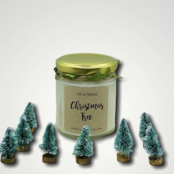 Ivy & Twine Christmas Tree (190g) Candle