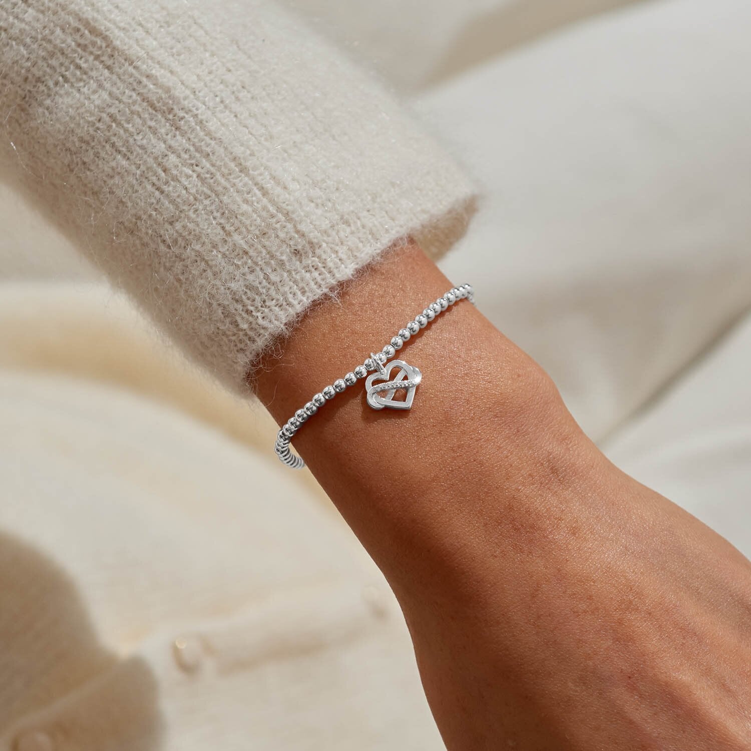 Joma Jewellery A Little Family Is A Gift That Lasts Forever Bracelet