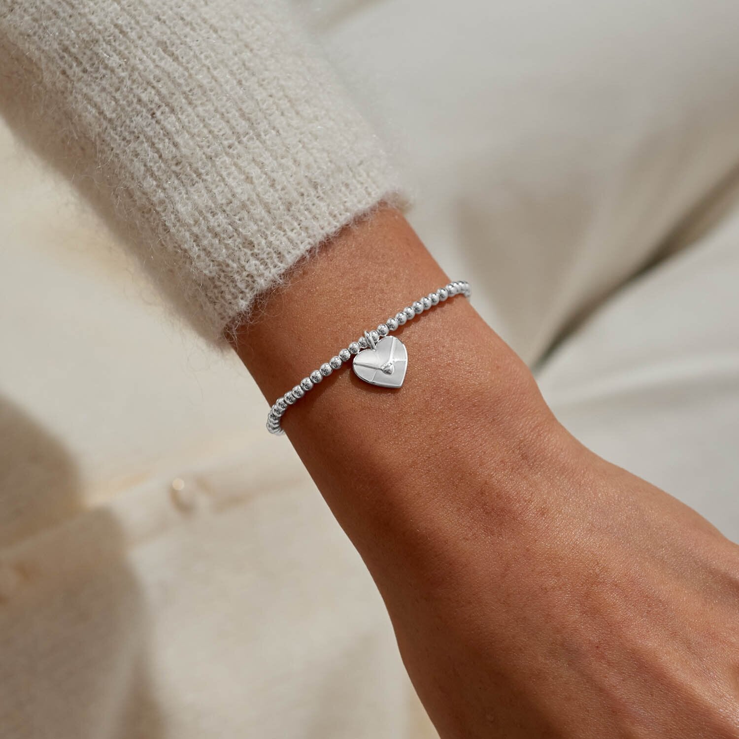 Joma Jewellery A Little Sending Love Bracelet
