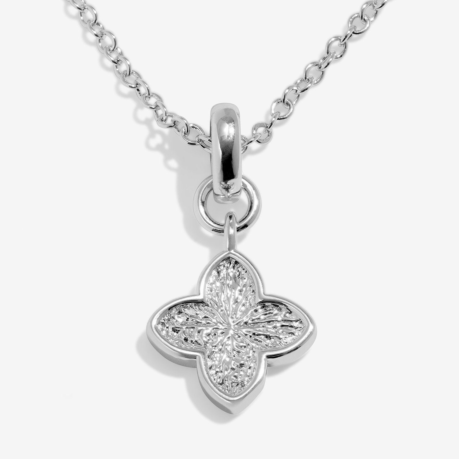 Joma Jewellery Signature Clover Collection Textured Clover Bracelet In Silver Plating