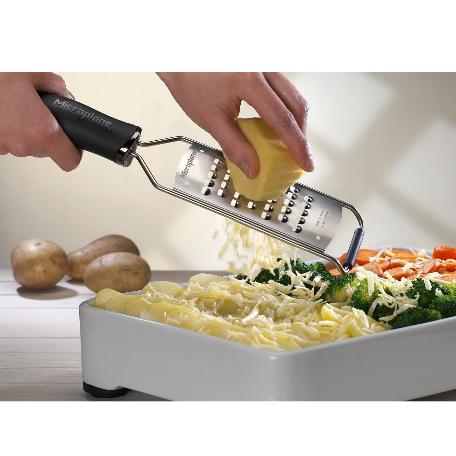Microplane Gourmet Extra Coarse Grater Black