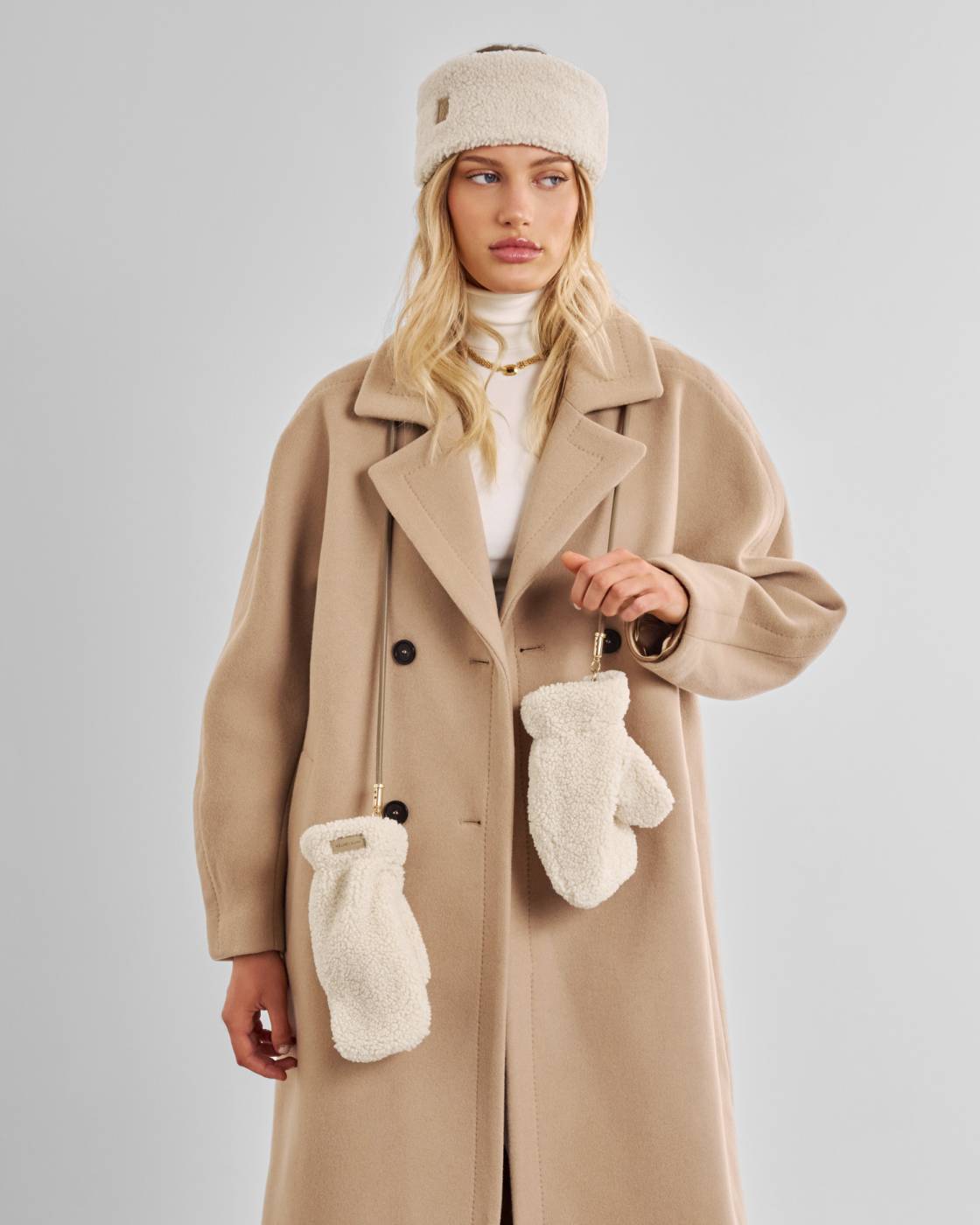 Katie Loxton Borg Mittens With Cord