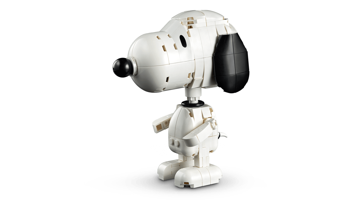 LEGO Ideas Peanuts: Snoopy's Doghouse 21368