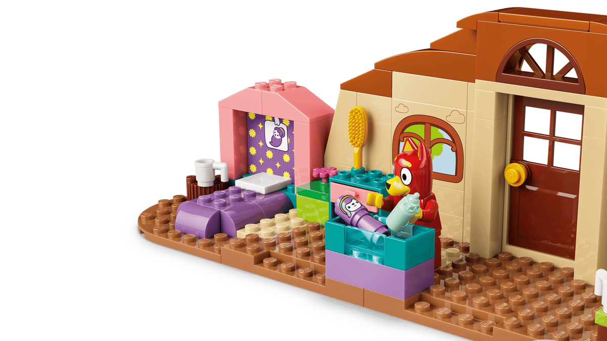 Lego Bluey School with Rusty and Bluey 11221