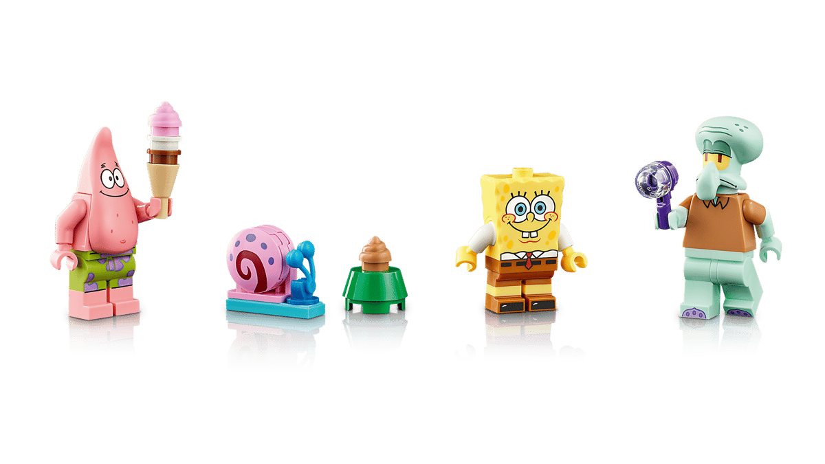 LEGO Icons SpongeBob SquarePants Bikini Bottom 11386 set showing pineapple home, Squidward moai house, Patrick rock, and minifigures