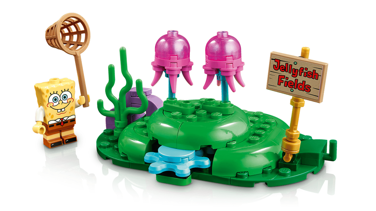 LEGO Icons SpongeBob SquarePants Bikini Bottom 11386 set showing pineapple home, Squidward moai house, Patrick rock, and minifigures