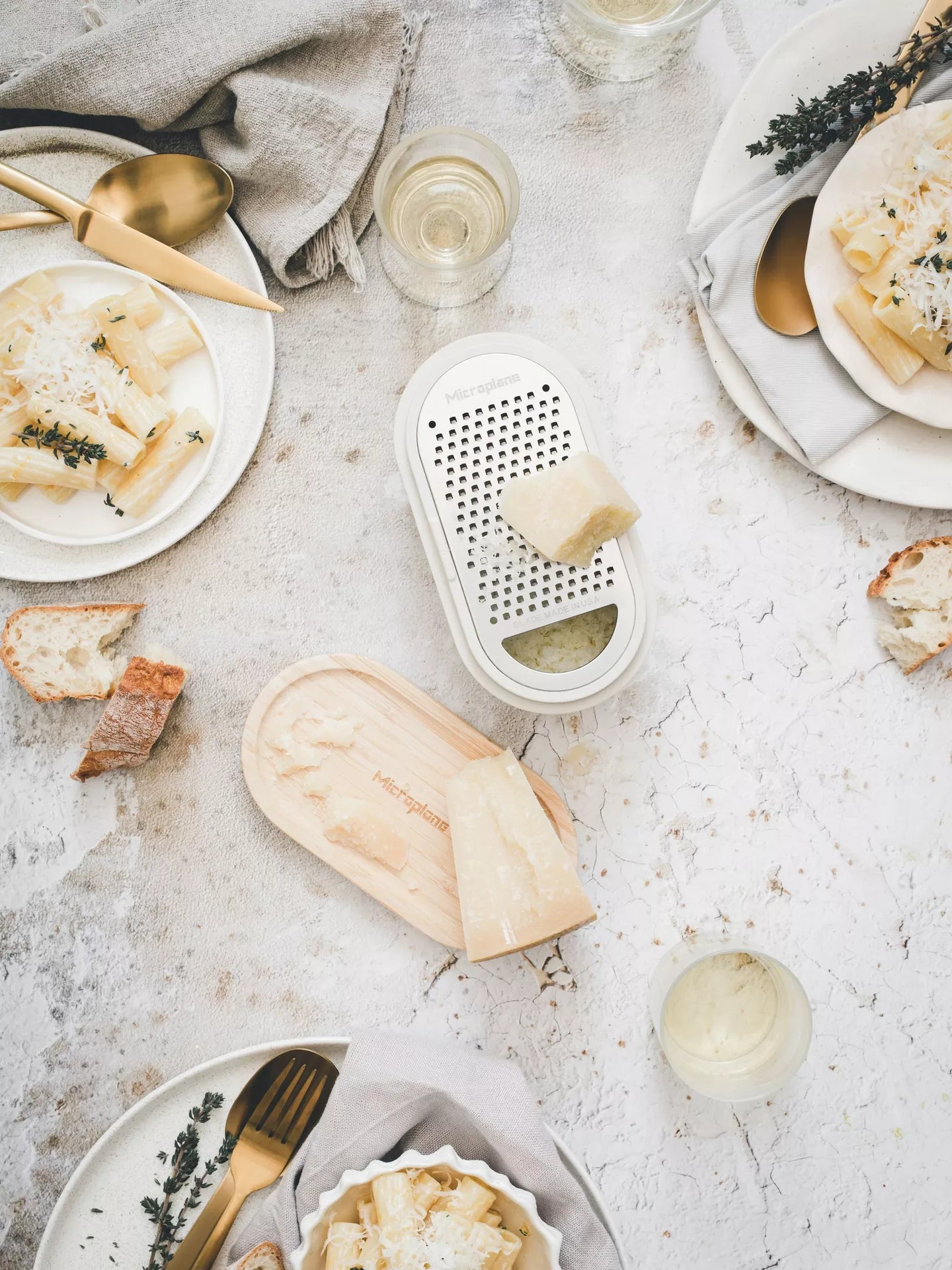 Microplane Cashmere & Bamboo Container Grater