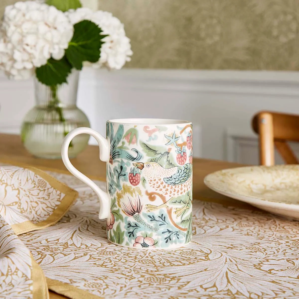 Morris & Co Strawbberry Thief Mug
