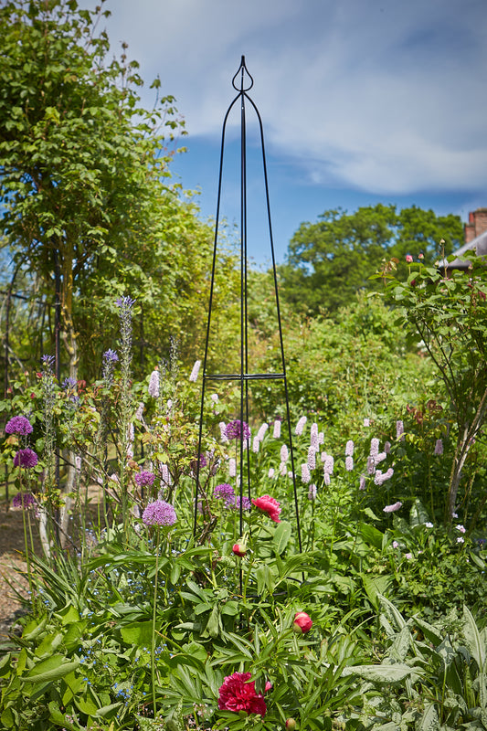 Tom Chambers Byland Large Obelisk 1.95m