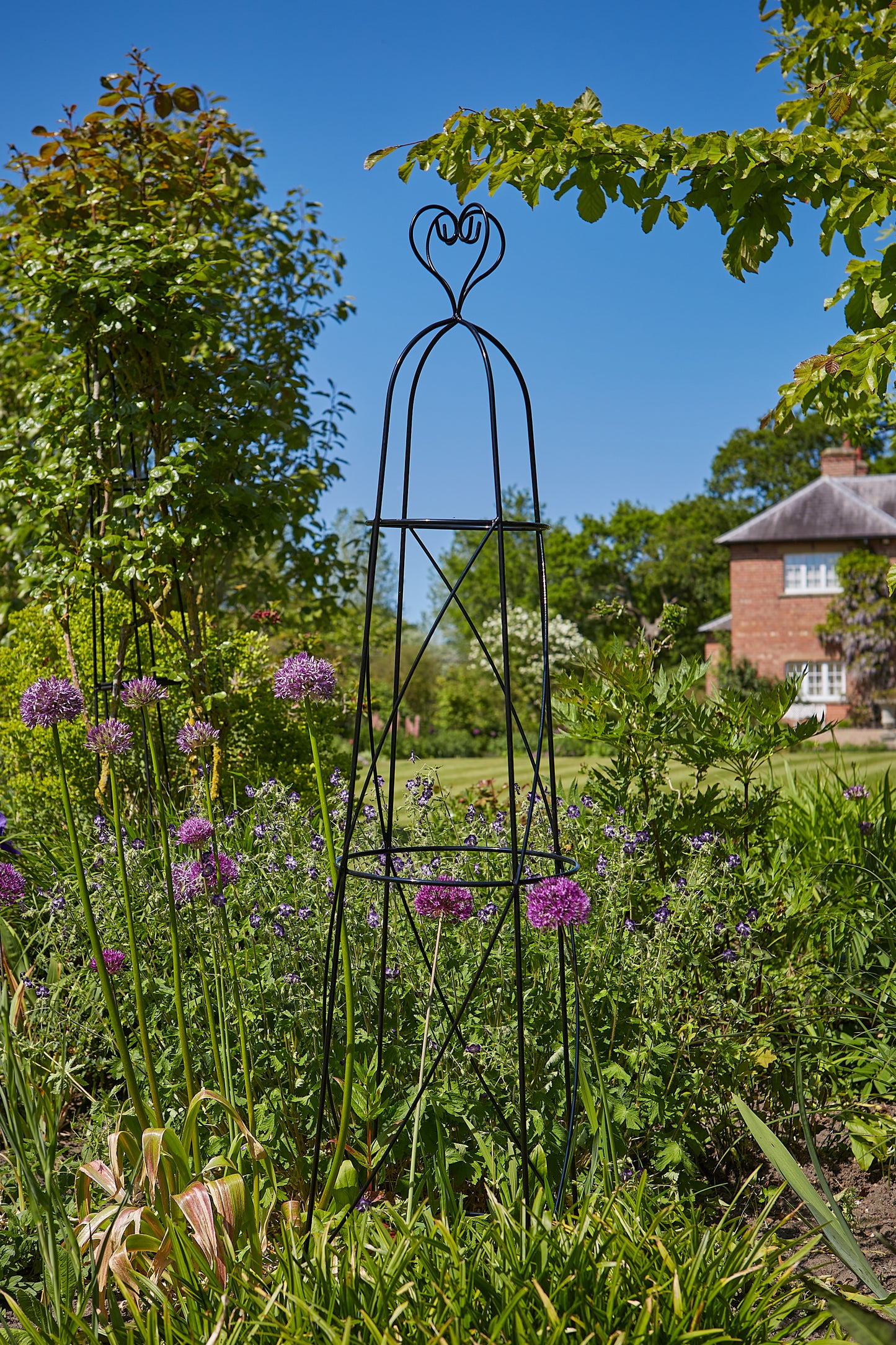 Tom Chambers Cupid Obelisk