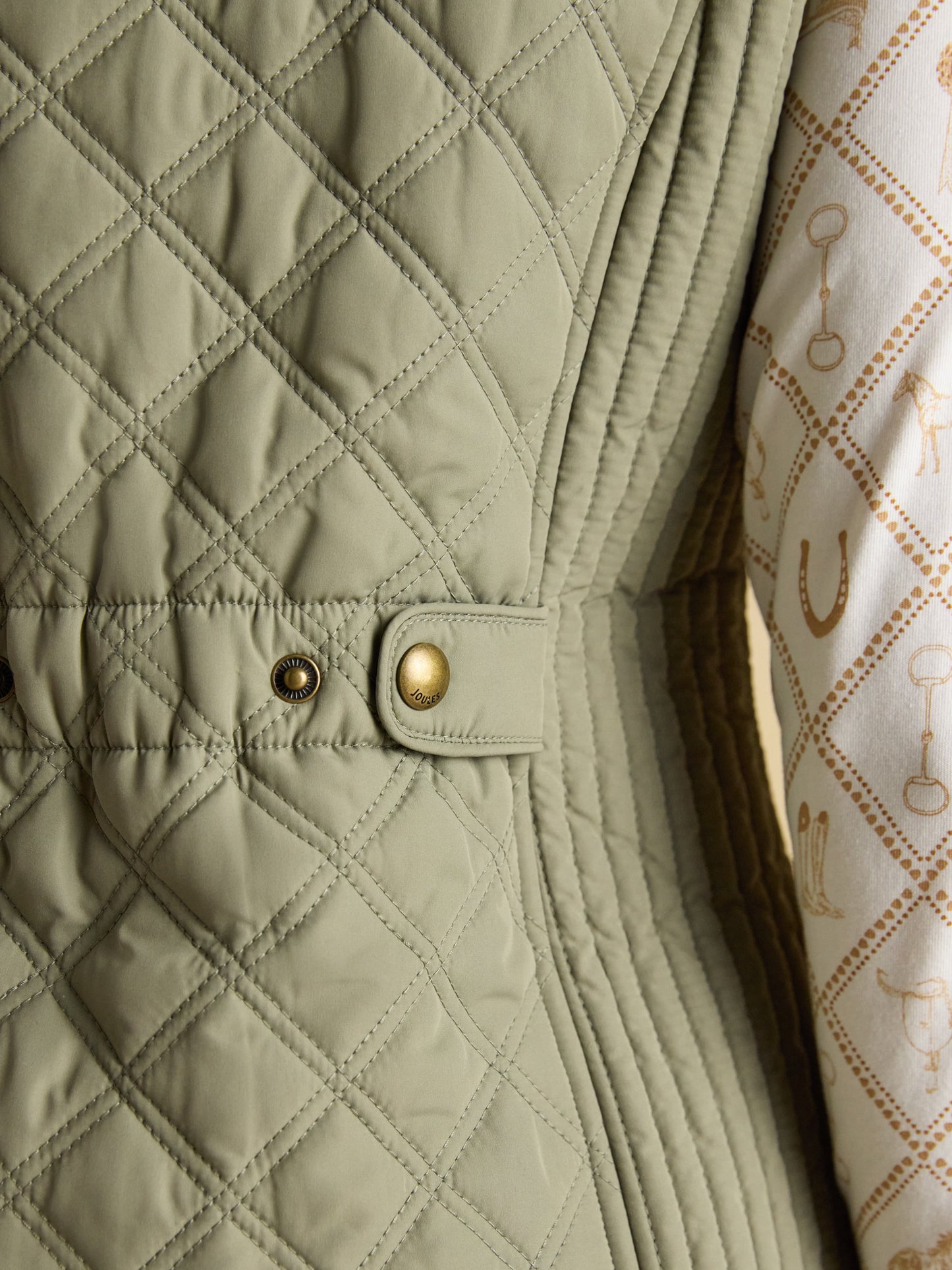 Joules Minx Showerproof Diamond Quilted Gilet