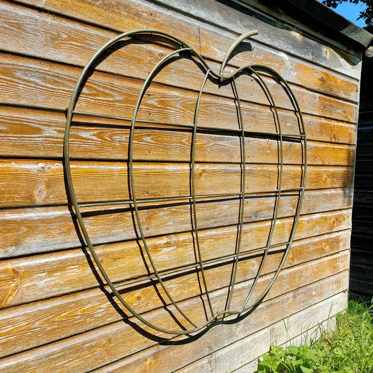 The Good Life Apple Orchard Trellis
